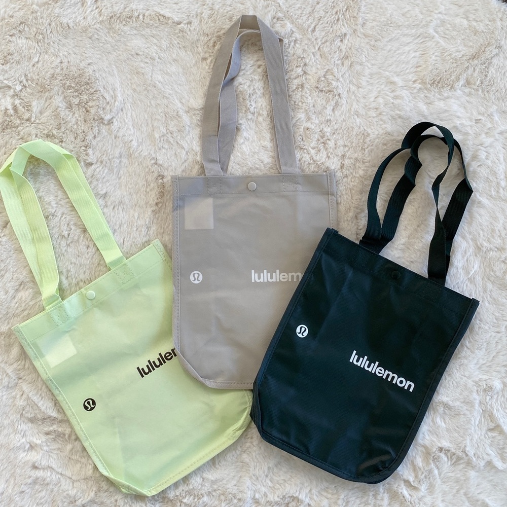 ❤️ Lululemon Limited Edition Brand New Small Tote Bags